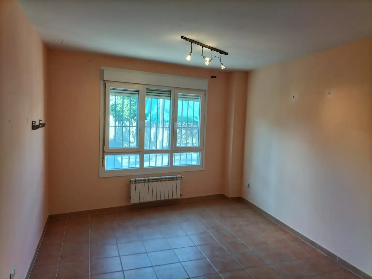 Sala d'estar de Planta baixa en venda en Navalagamella amb Terrassa i Traster