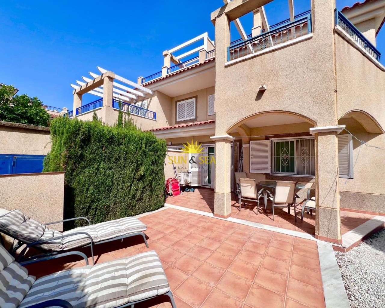 House or chalet to rent in Mil Palmeras