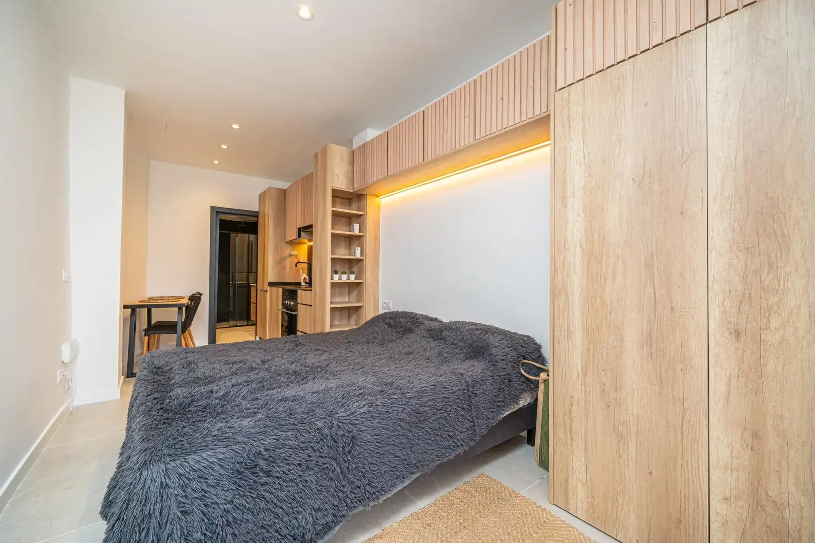 Bedroom of Commercial properties for sale in Calvià  with Air Conditioner and Furnished