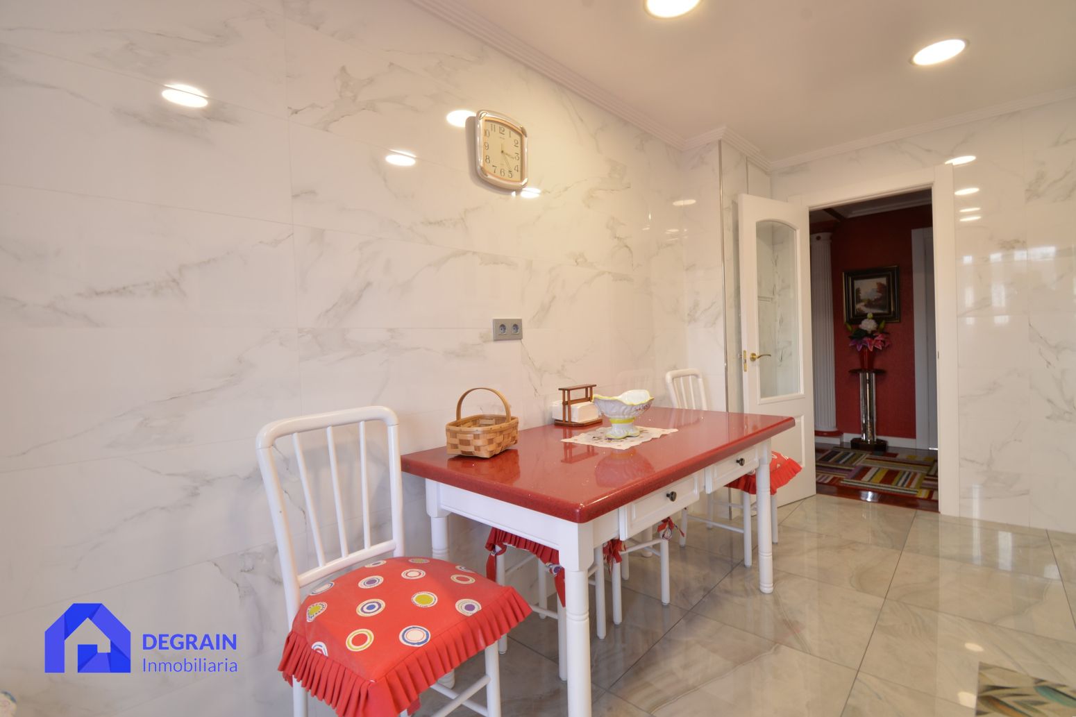 Menjador de Pis en venda en Langreo amb Calefacció i Terrassa