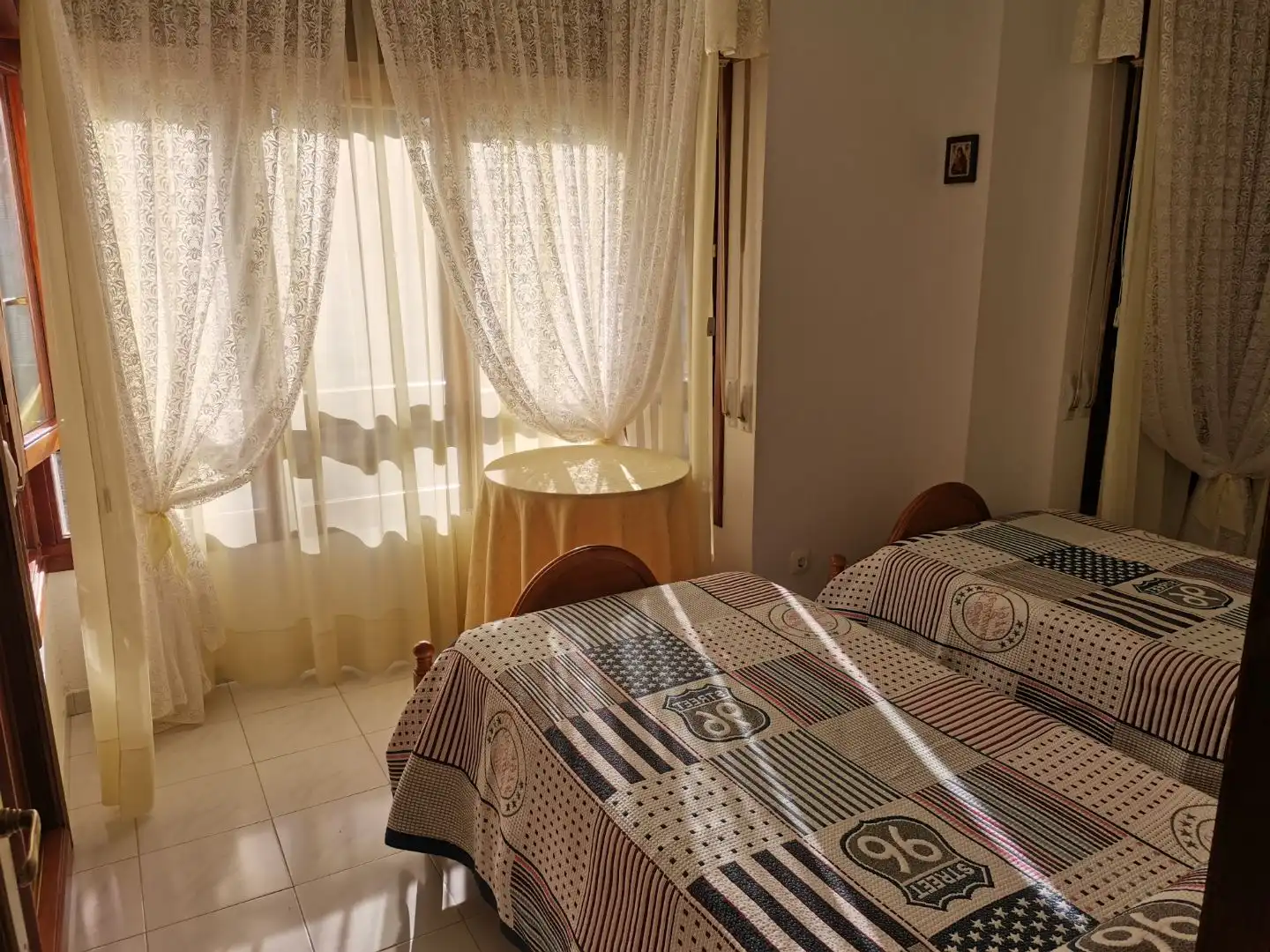 Schlafzimmer von Wohnung zur Miete in Noja mit Heizung, Privatgarten und Terrasse