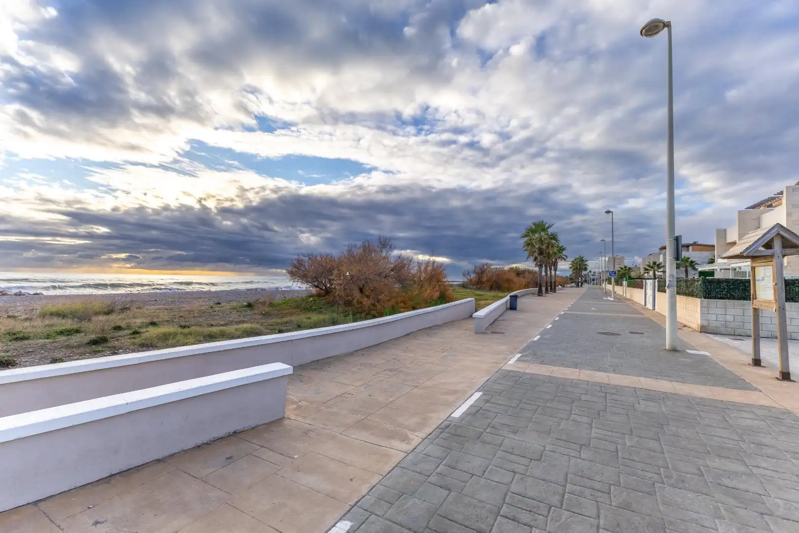 Vista exterior de Apartamento en venta en El Puig de Santa Maria con Aire acondicionado, Calefacción y Amueblado