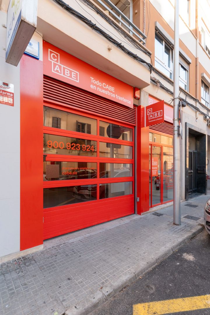 Vista exterior de Traster de lloguer en  Palma de Mallorca amb Alarma