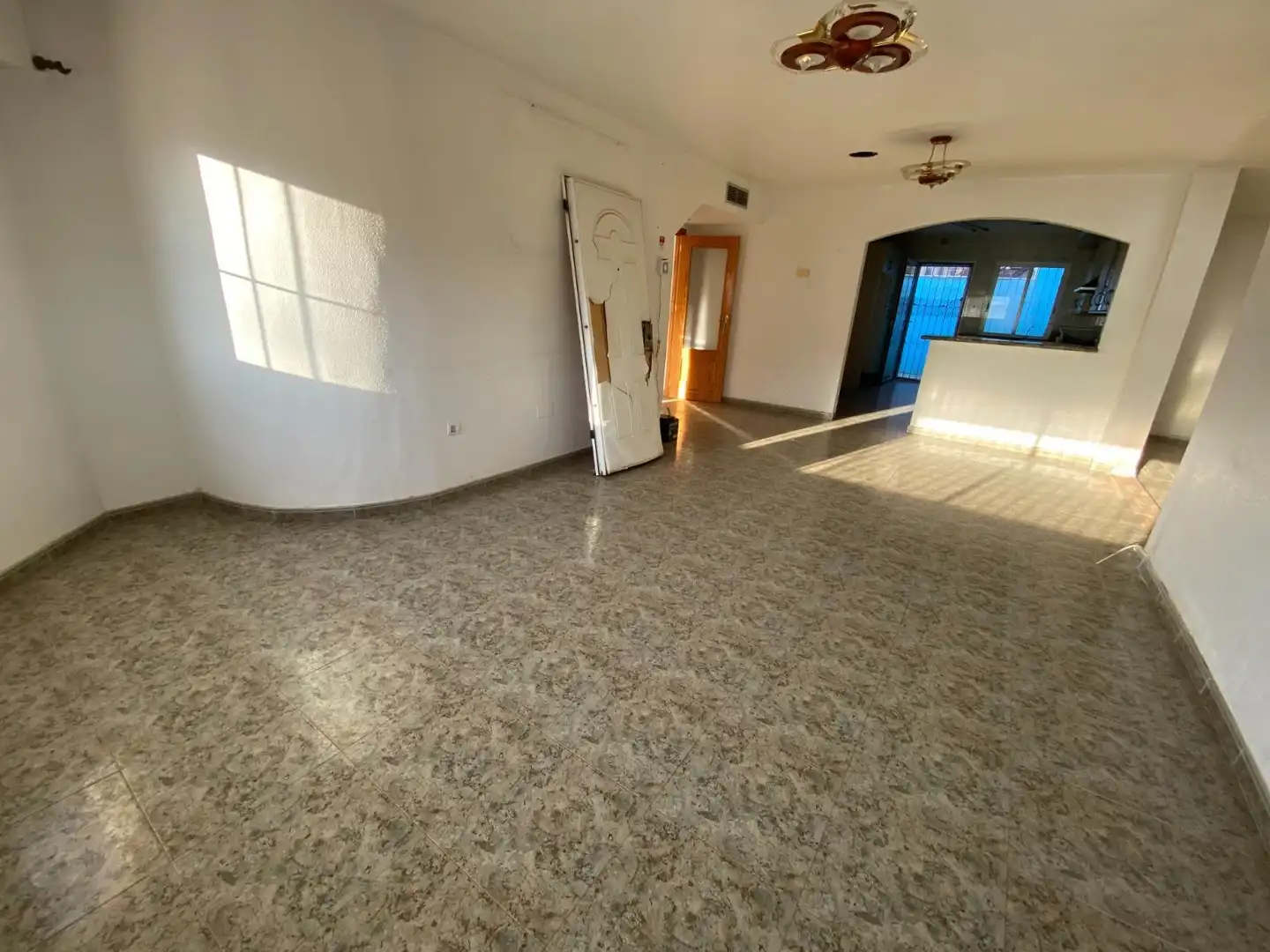 Chalet con piscina en venta en DE CURIE, imagen 16