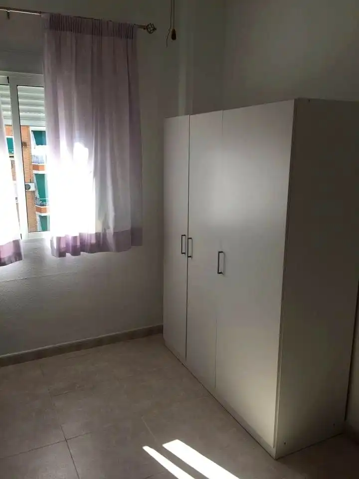 Bedroom of Flat for rent in Sevilla  with Air Conditioner and Terrace