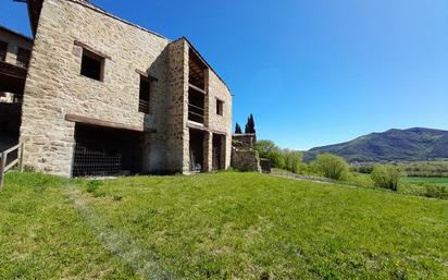 Exterior view of Single-family semi-detached for sale in La Vall d'en Bas