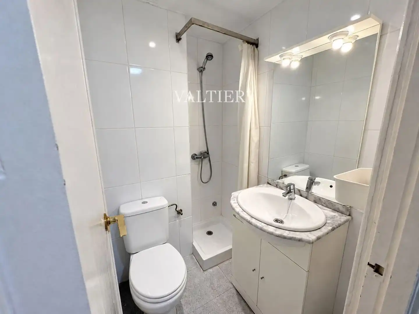 Bedroom of Flat for rent in Chamberí