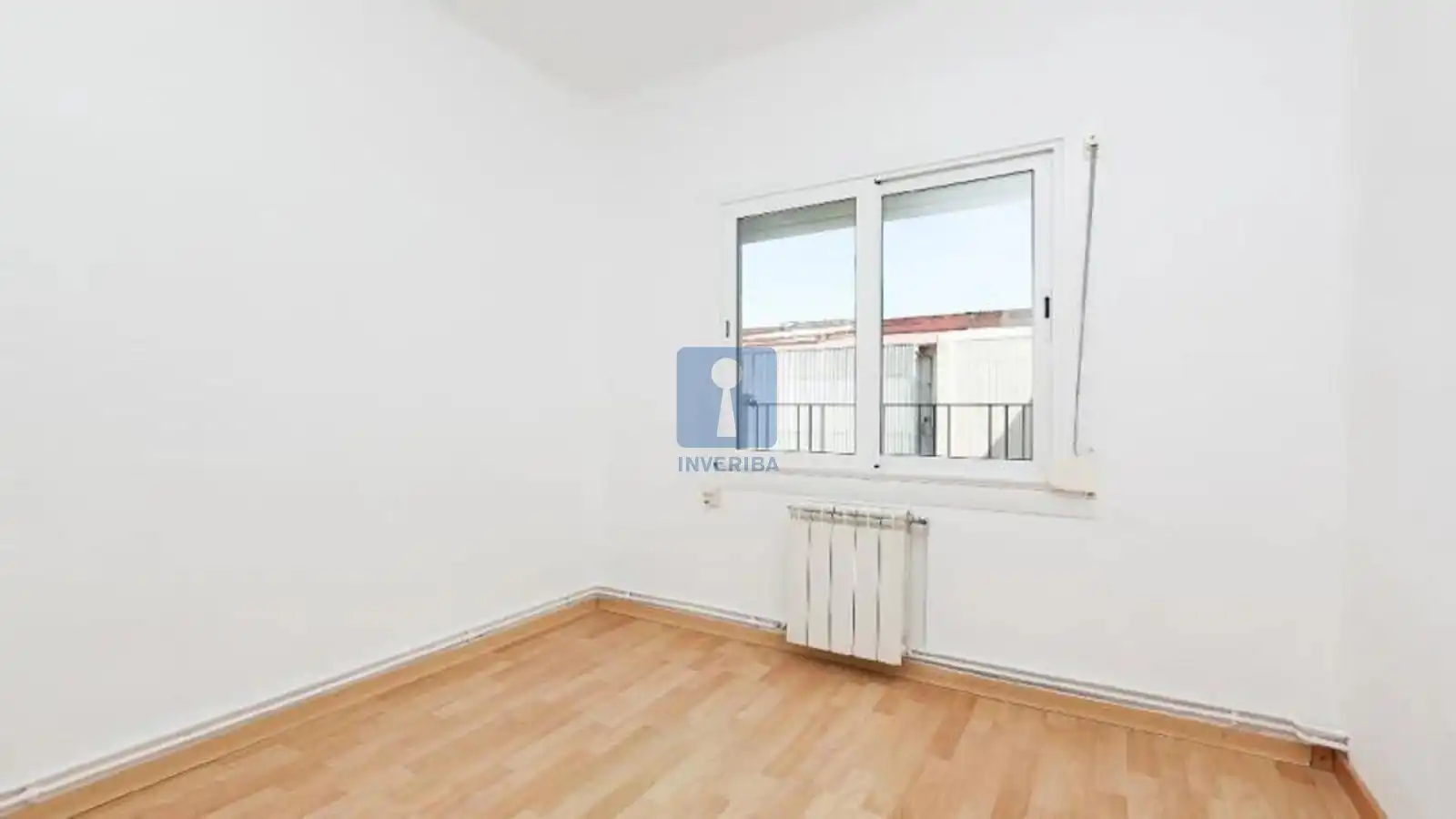 Bedroom of Flat for sale in Sabadell