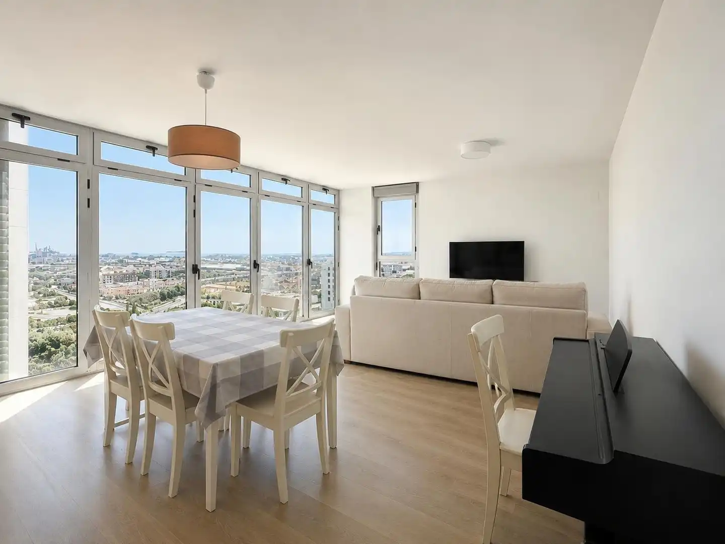 Wohnzimmer von Wohnung zur Miete in Valencia mit Klimaanlage, Heizung und Möbliert