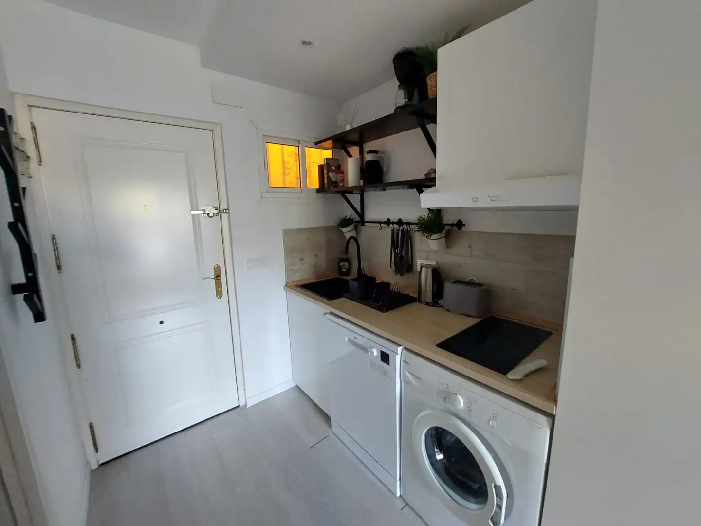 Cocina de Estudio en venta en Benalmádena con Aire acondicionado, Terraza y Amueblado