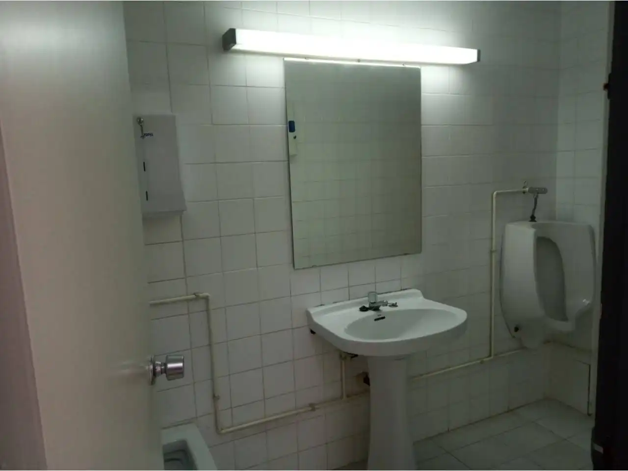 Bany de Local en venda en San Javier amb Aire condicionat