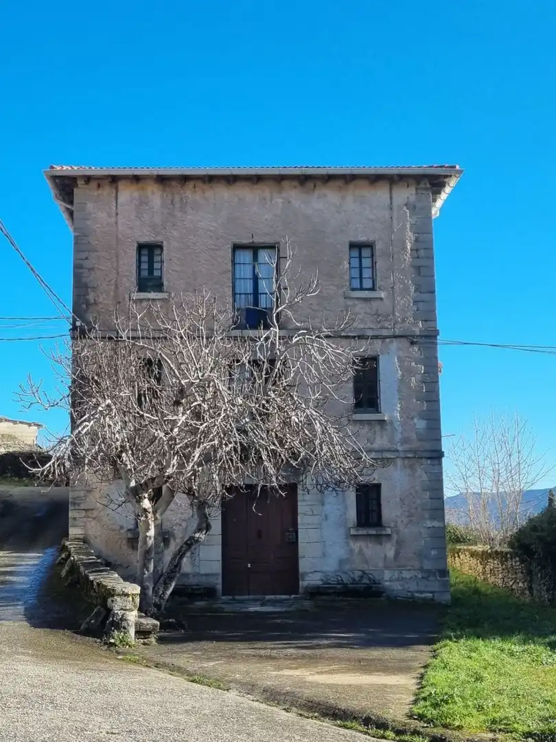 Exterior view of Houses for sale in Valle de Mena  with Private garden, Storage room and Balcony
