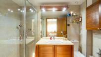 Bathroom of Flat for sale in Terrassa  with Air Conditioner and Heating