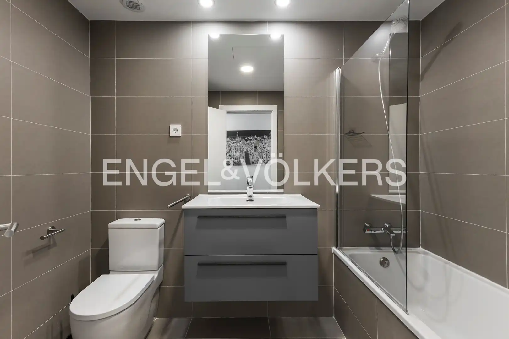 Piso de alquiler en Valdebebas - Valdefuentes