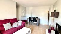 Living room of Flat to rent in Benalmádena  with Terrace, Furnished and Community pool