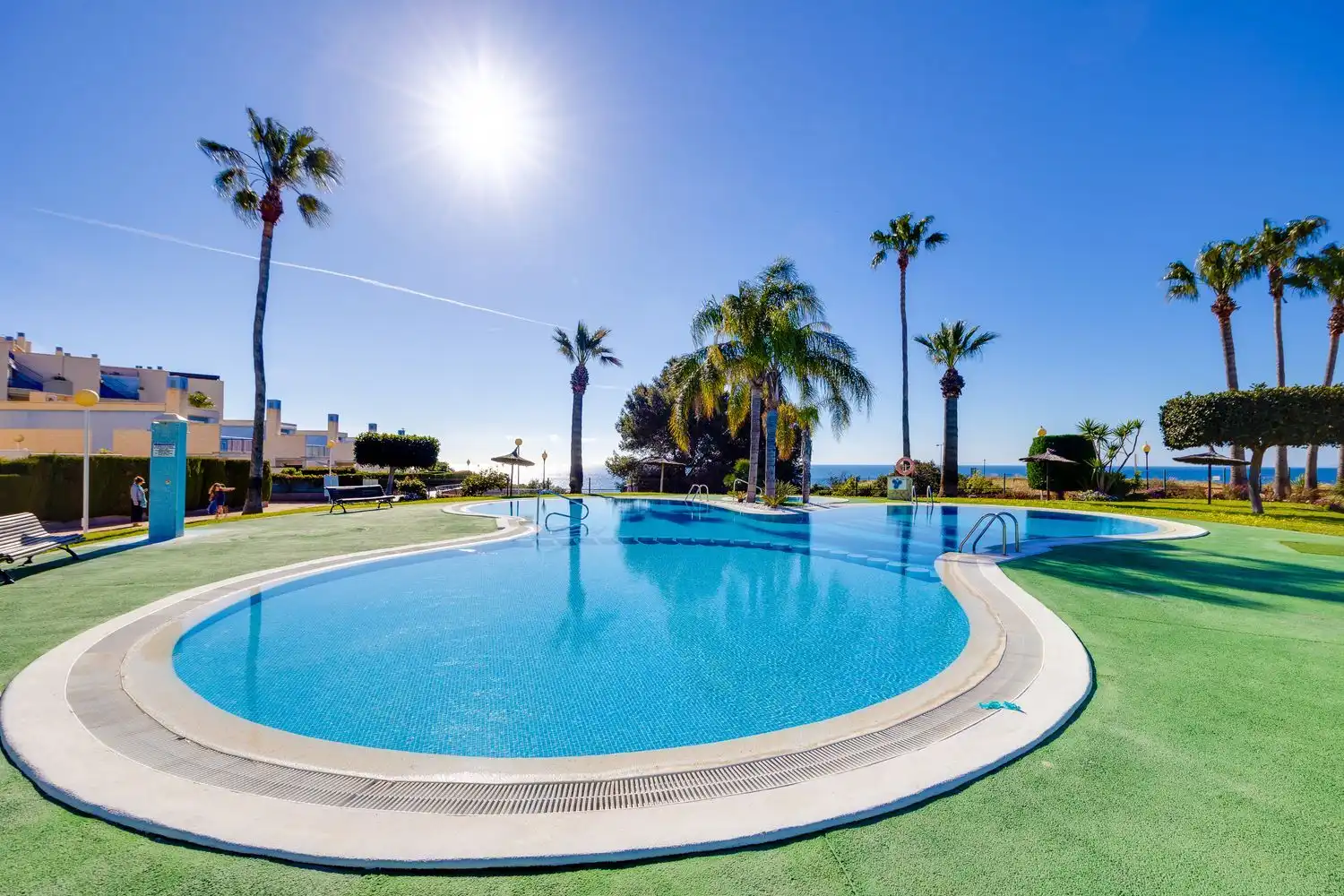 Piscina de Piso en venta en Orihuela con Aire acondicionado, Calefacción y Amueblado