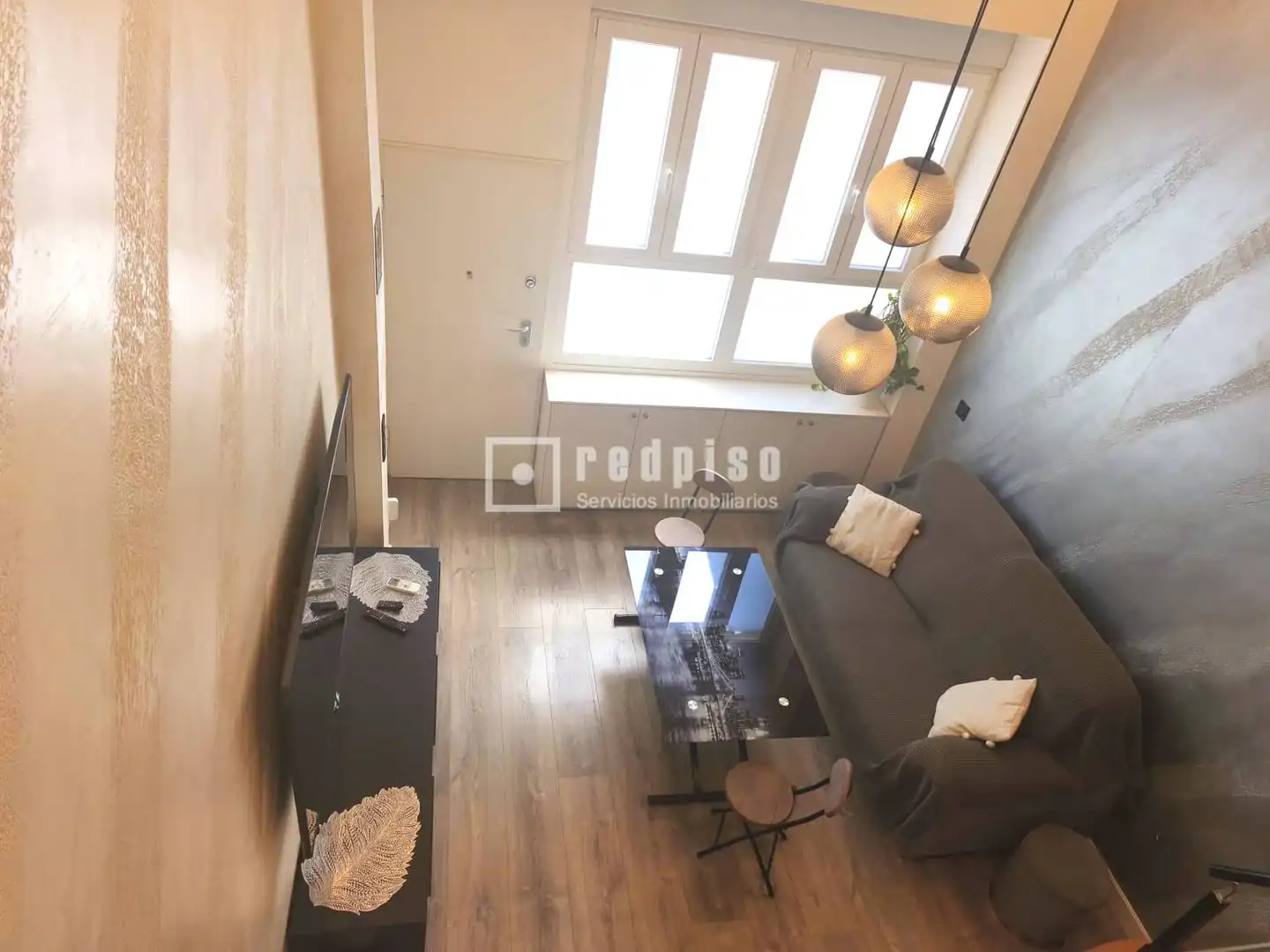 Sala d'estar de Pis en venda en Madrid amb Aire condicionat