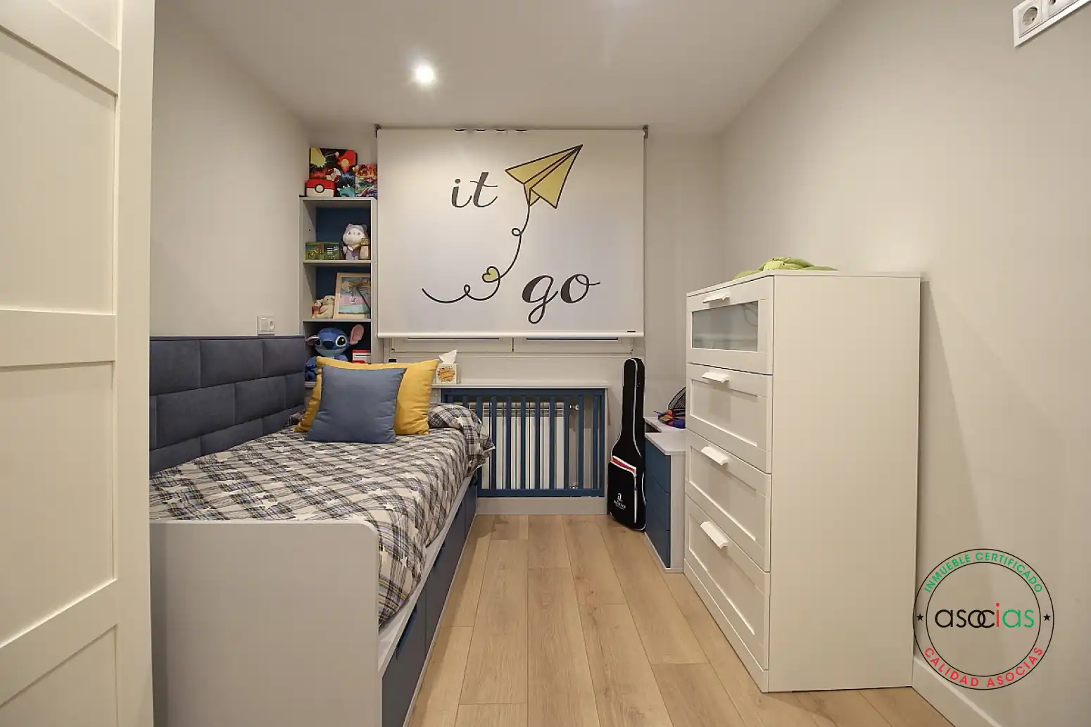 Bedroom of Flat for sale in Gijón   with Heating and Parquet flooring