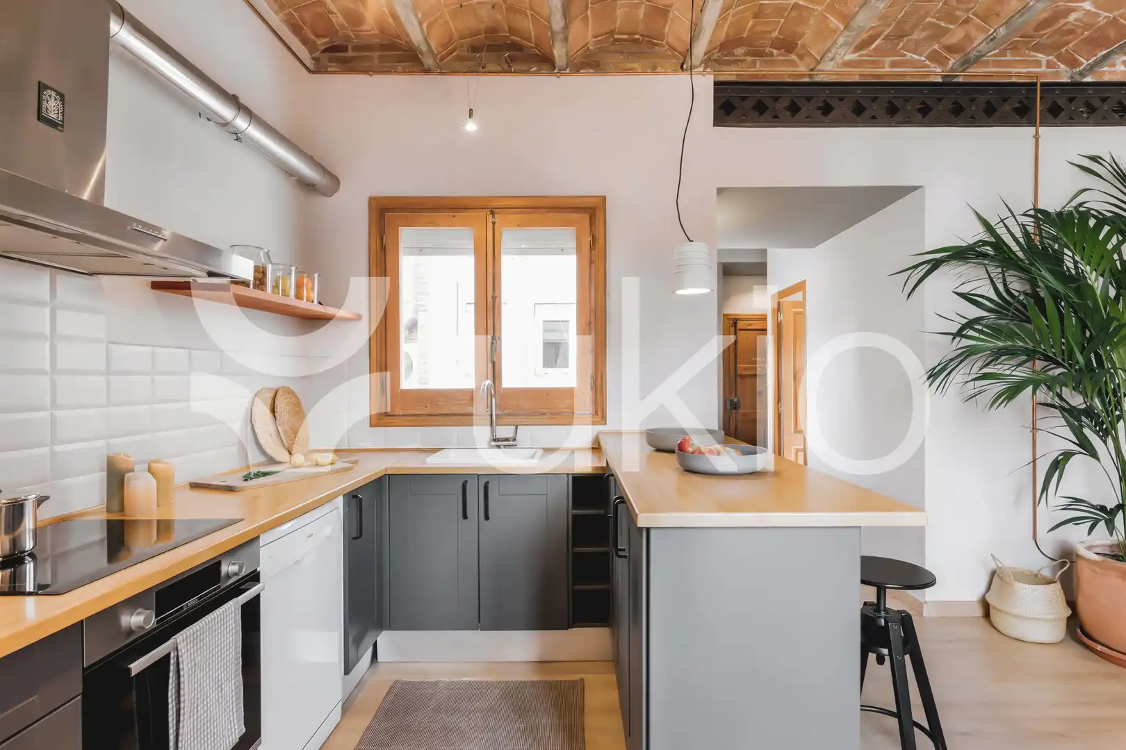 Kitchen of Attic for rent in Barcelona  with Air Conditioner, Heating and Terrace