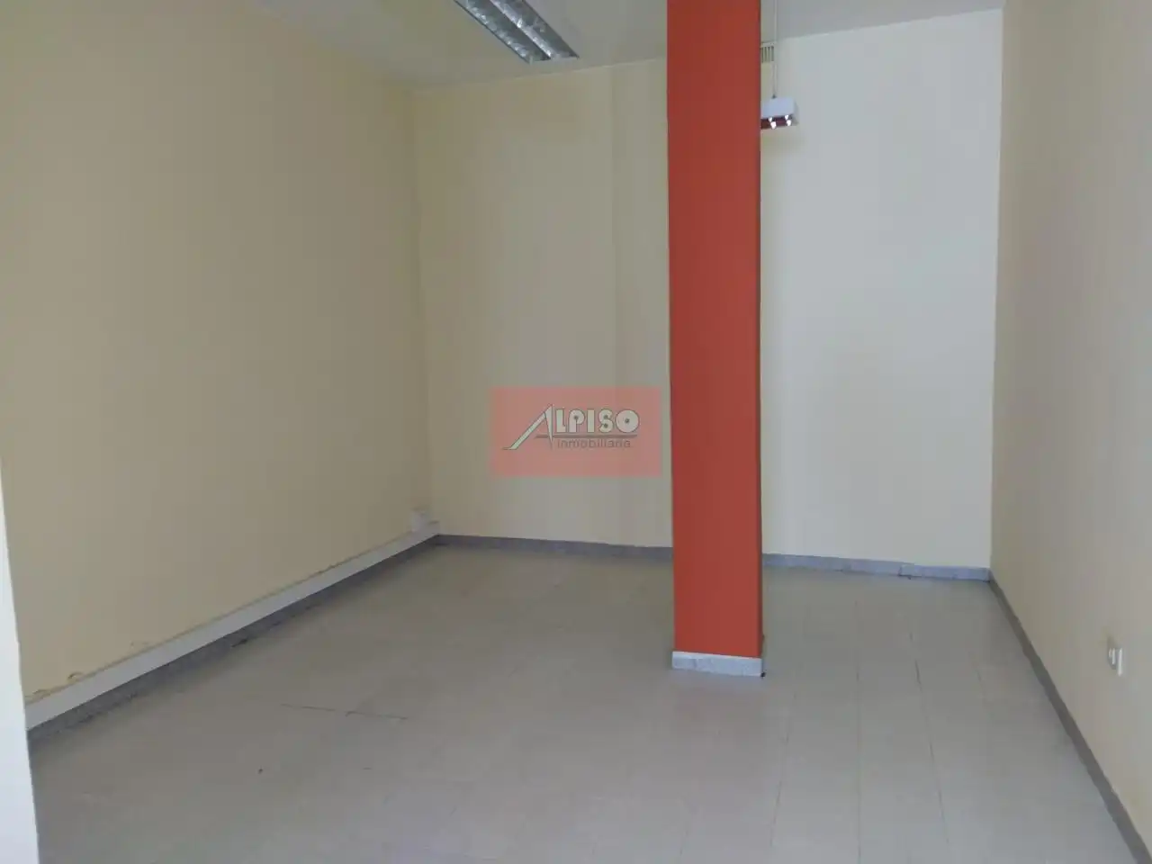 Business premises for sale in Couto, imagen 3