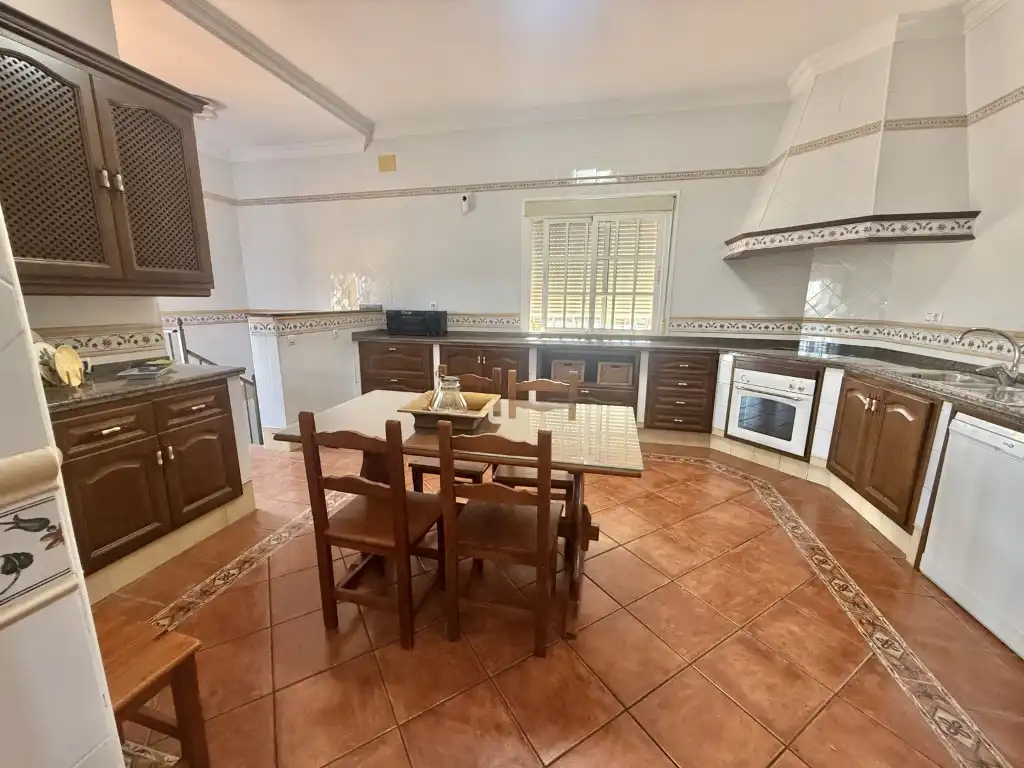 Cocina de Casa o chalet en venta en Mairena del Alcor con Amueblado y Balcón