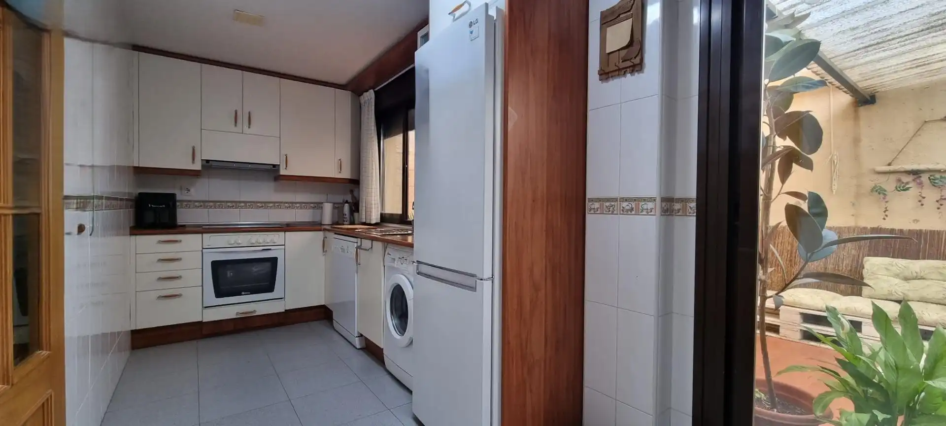 Cuina de Casa adosada en venda en Épila amb Calefacció i Terrassa
