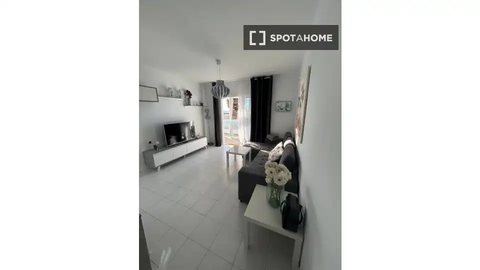 Vista exterior de Apartamento para compartir en San Bartolomé con Aire acondicionado, Terraza y Amueblado