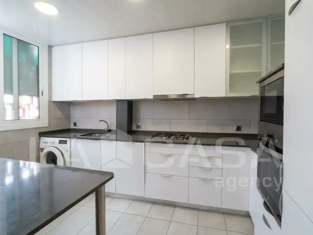 Piso con terraza en venta en Carrer del Pont del Treball Digne, imagen 6