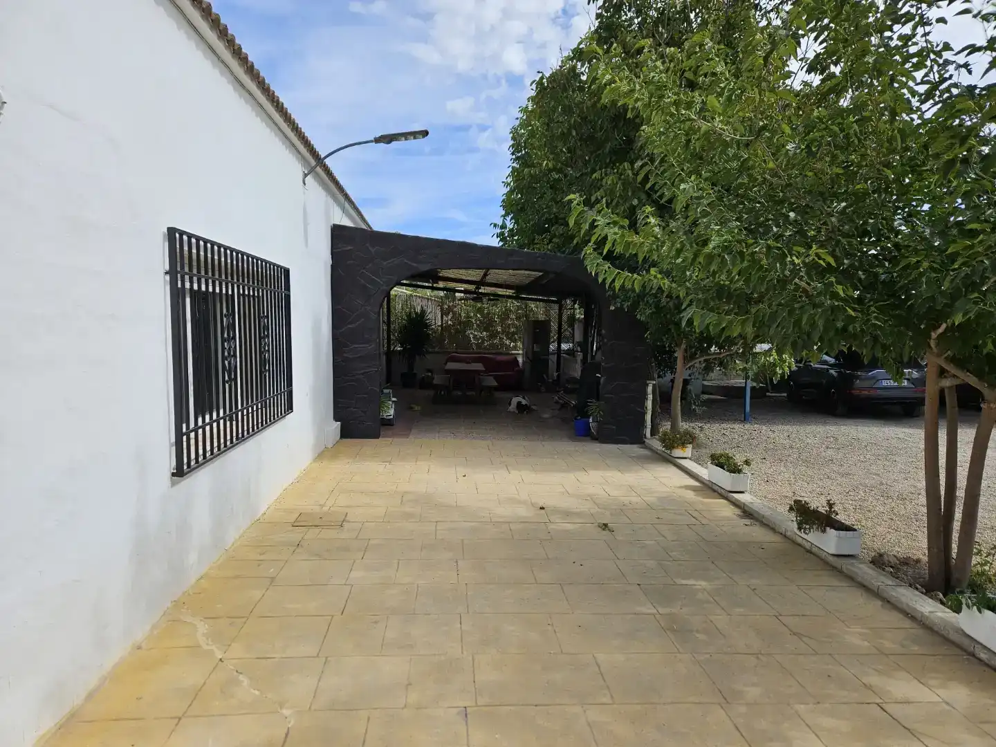 Vista exterior de Casa o xalet en venda en Villena amb Aire condicionat i Piscina