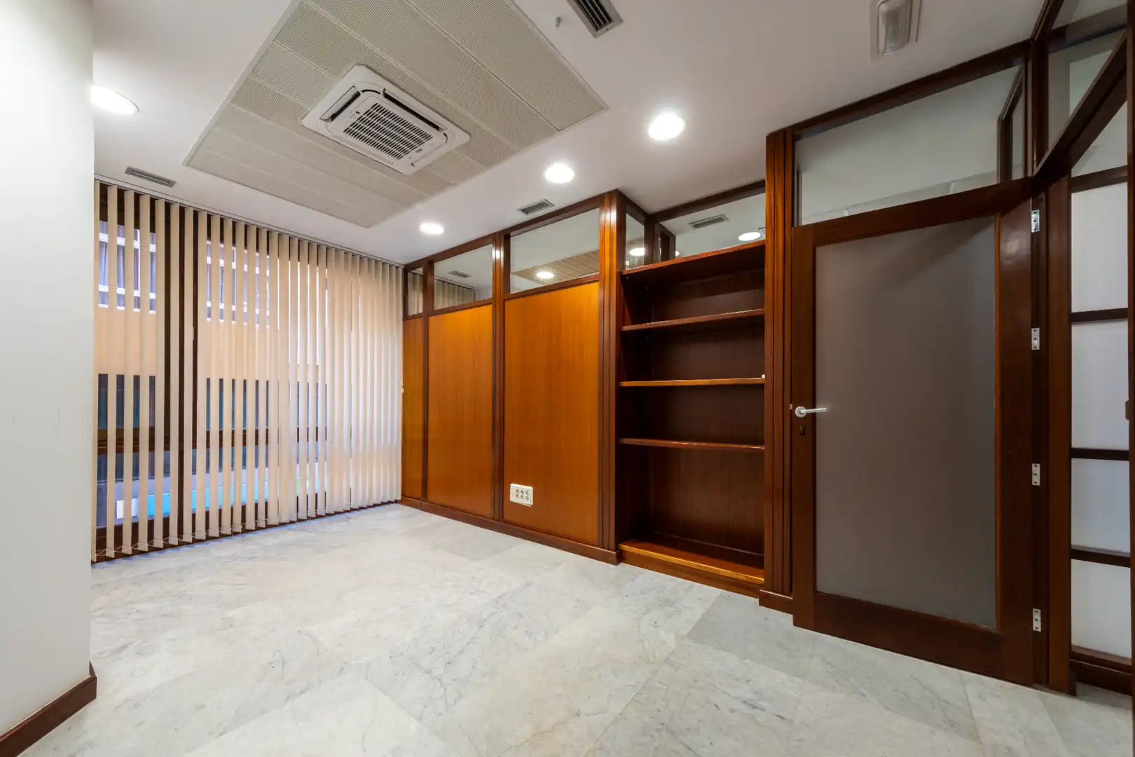 Office space with lift for sale in Calle Bravo Murillo, imagen 89