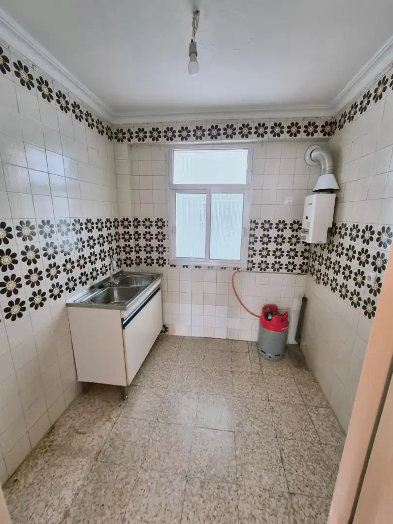 Kitchen of Flat for sale in Sevilla  with Terrace