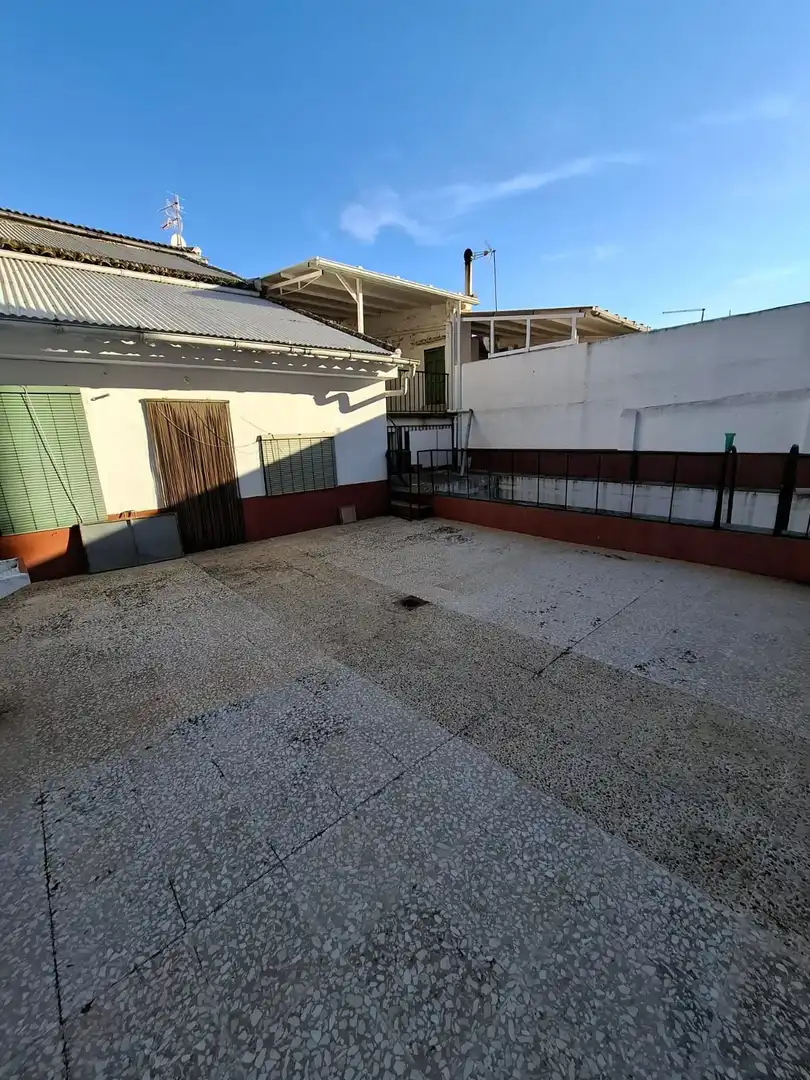 Terrassa de Casa adosada en venda en Jabalquinto amb Traster, Piscina i Domòtica