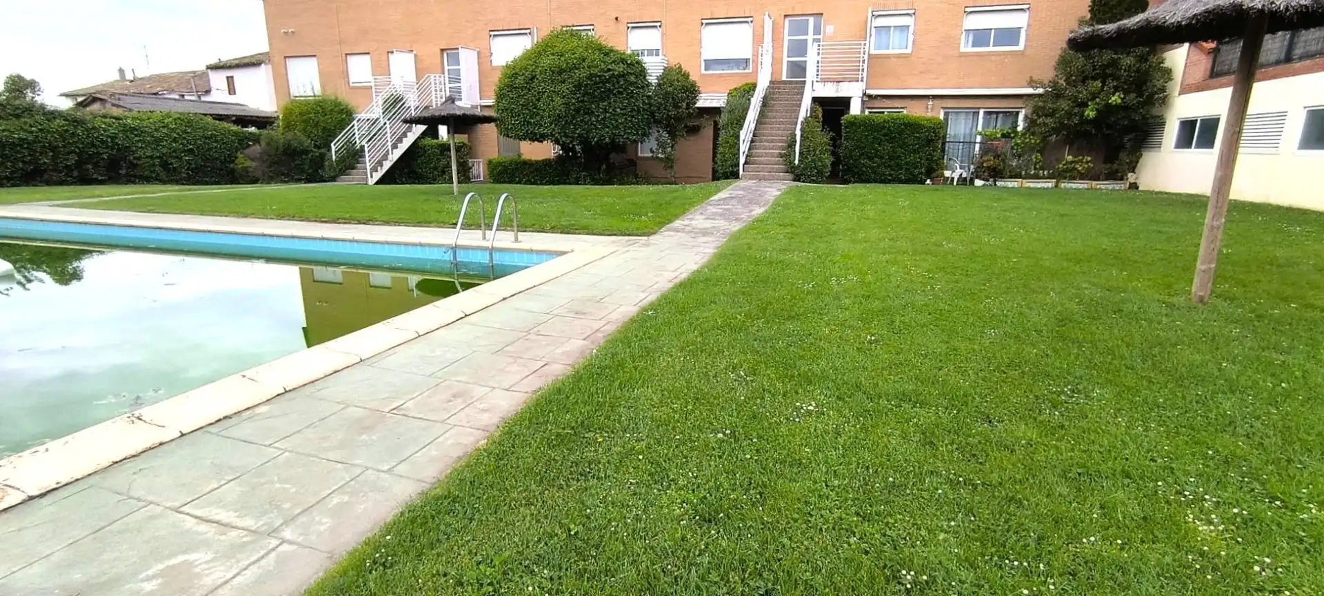 Piscina de Traster en venda en Villamediana de Iregua