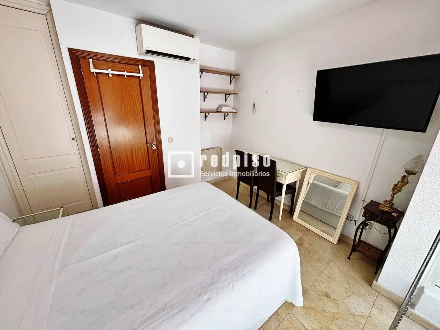Habitación de Dúplex en venta en Guadalajara con Aire acondicionado, Calefacción y Amueblado