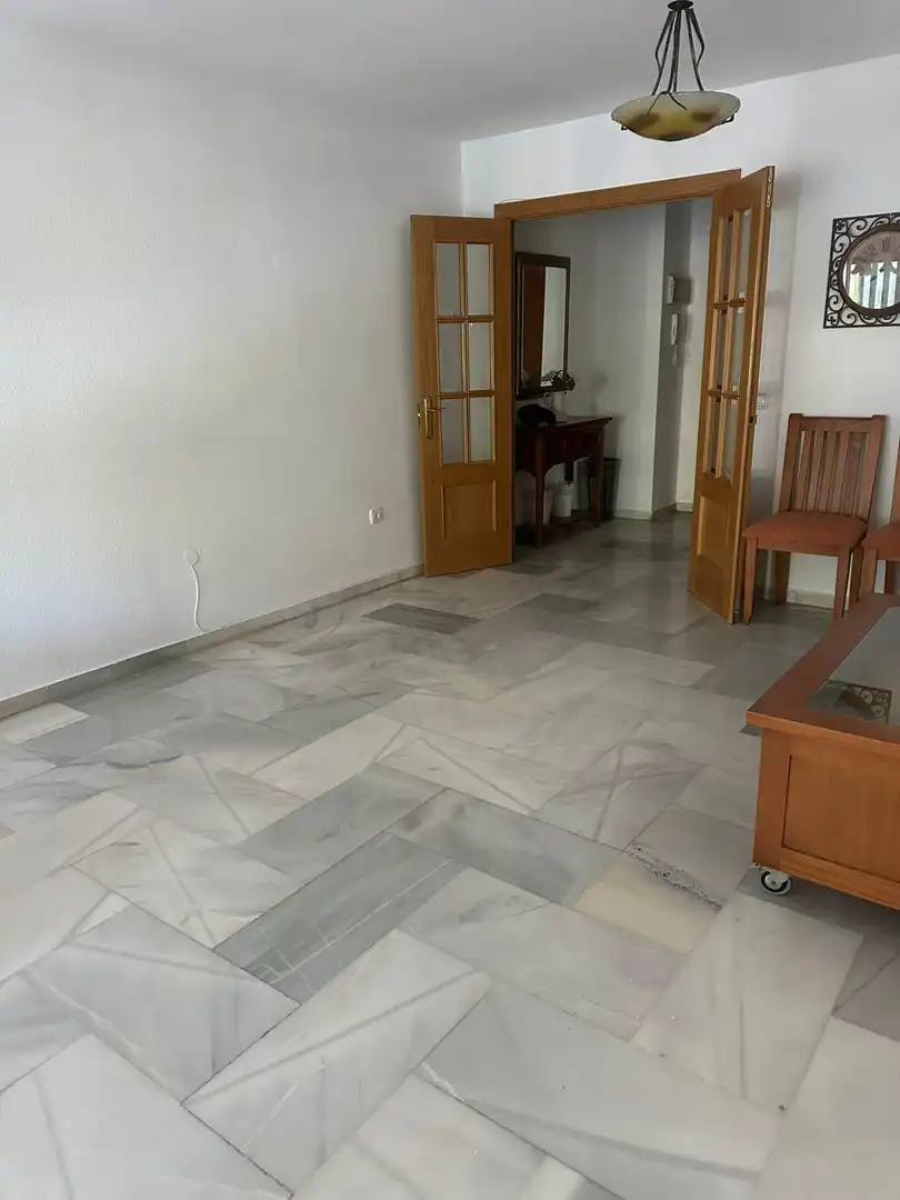 Apartment with pool for sale in La Carihuela - Los Nidos, imagen 3