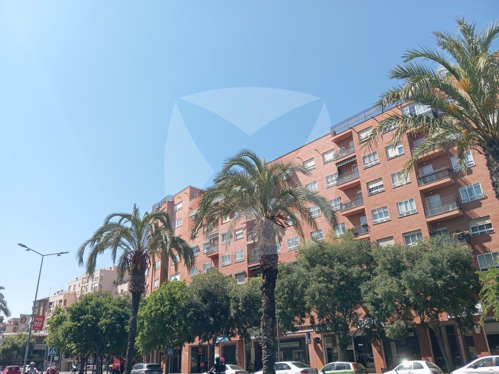 Exterior view of Premises to rent in Badajoz Capital  with Air Conditioner