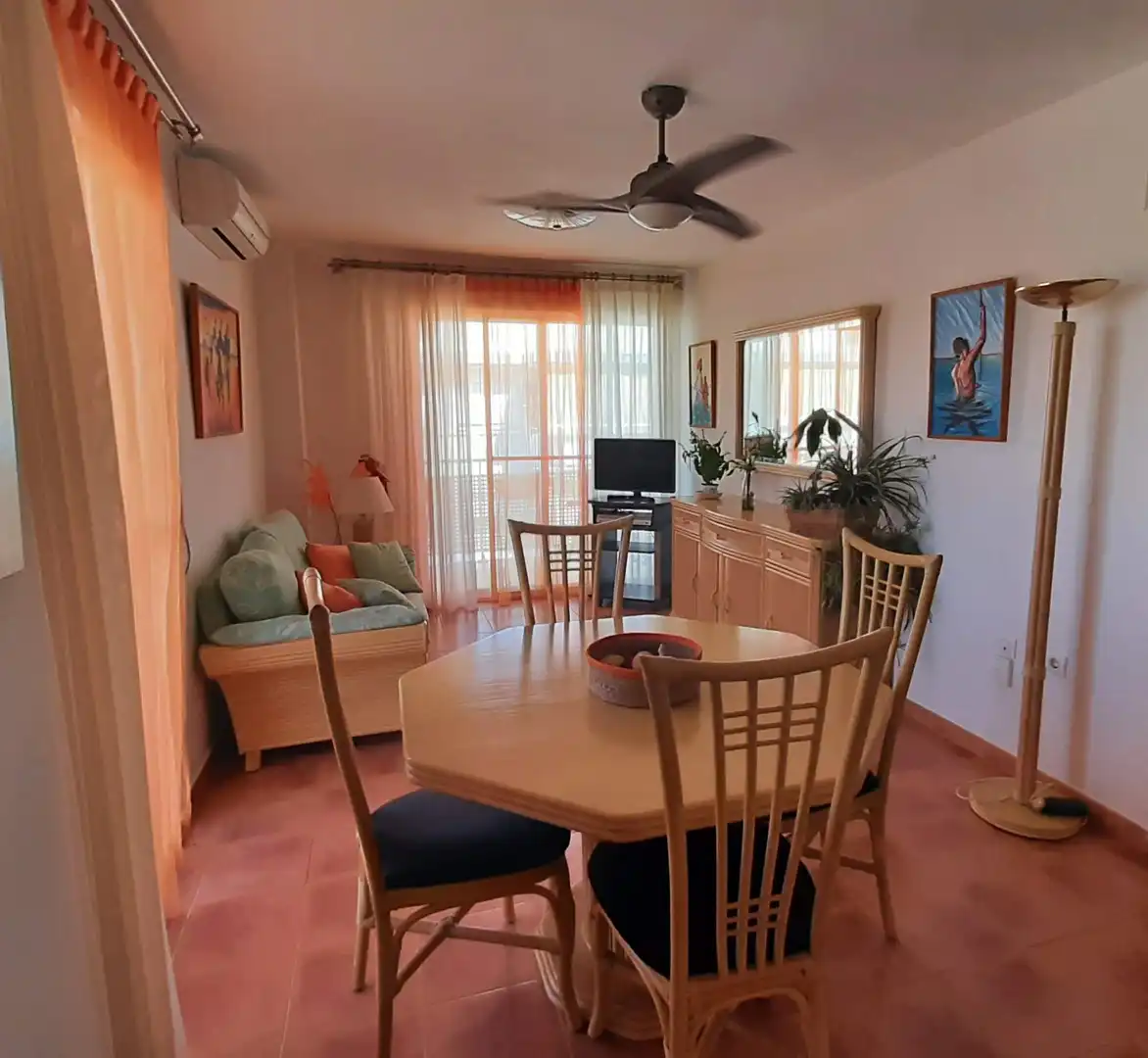 Wohnzimmer von Wohnung zur Miete in Canet d'En Berenguer mit Klimaanlage, Abstellraum und Schwimmbad