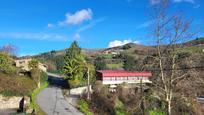 Vista exterior de Casa o xalet en venda en Cangas del Narcea amb Calefacció, Terrassa i Traster