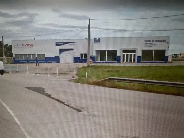 Vista exterior de Nave industrial en venta en Navia