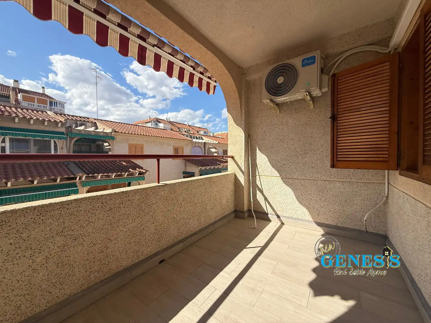Terraza de Piso en venta en Torrevieja con Aire acondicionado, Terraza y Amueblado