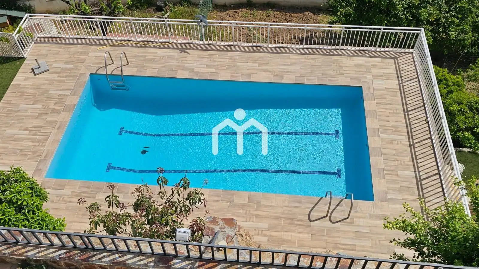 Piscina de Casa o chalet en venta en Cabrils con Calefacción, Parquet y Terraza