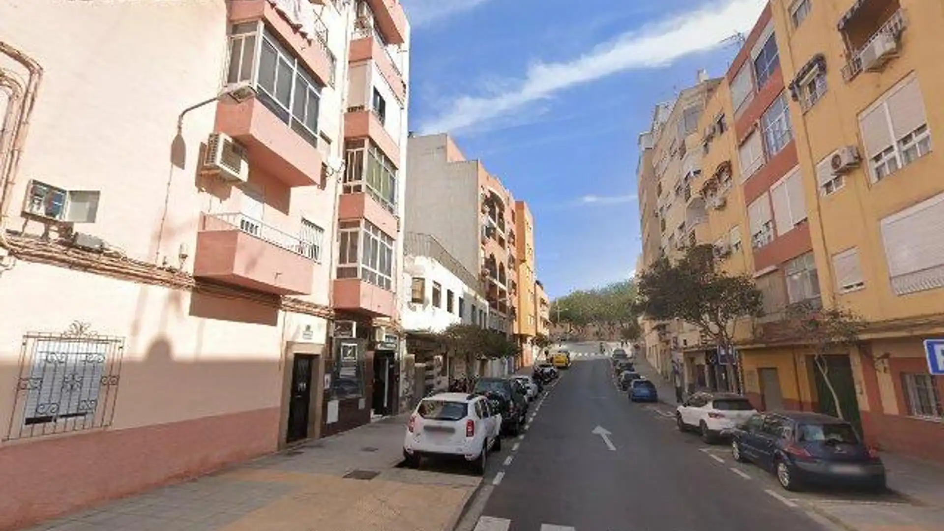 Vista exterior de Piso en venta en  Almería Capital