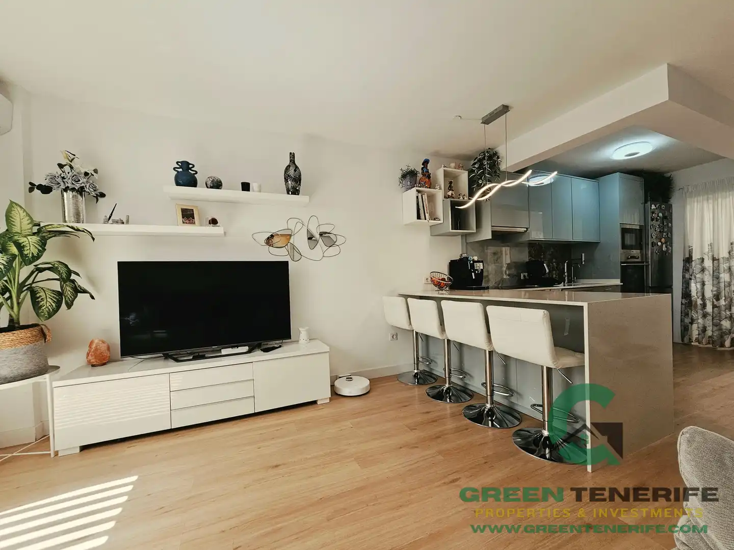 Piso con terraza en venta en Calle La Tosca, imagen 12