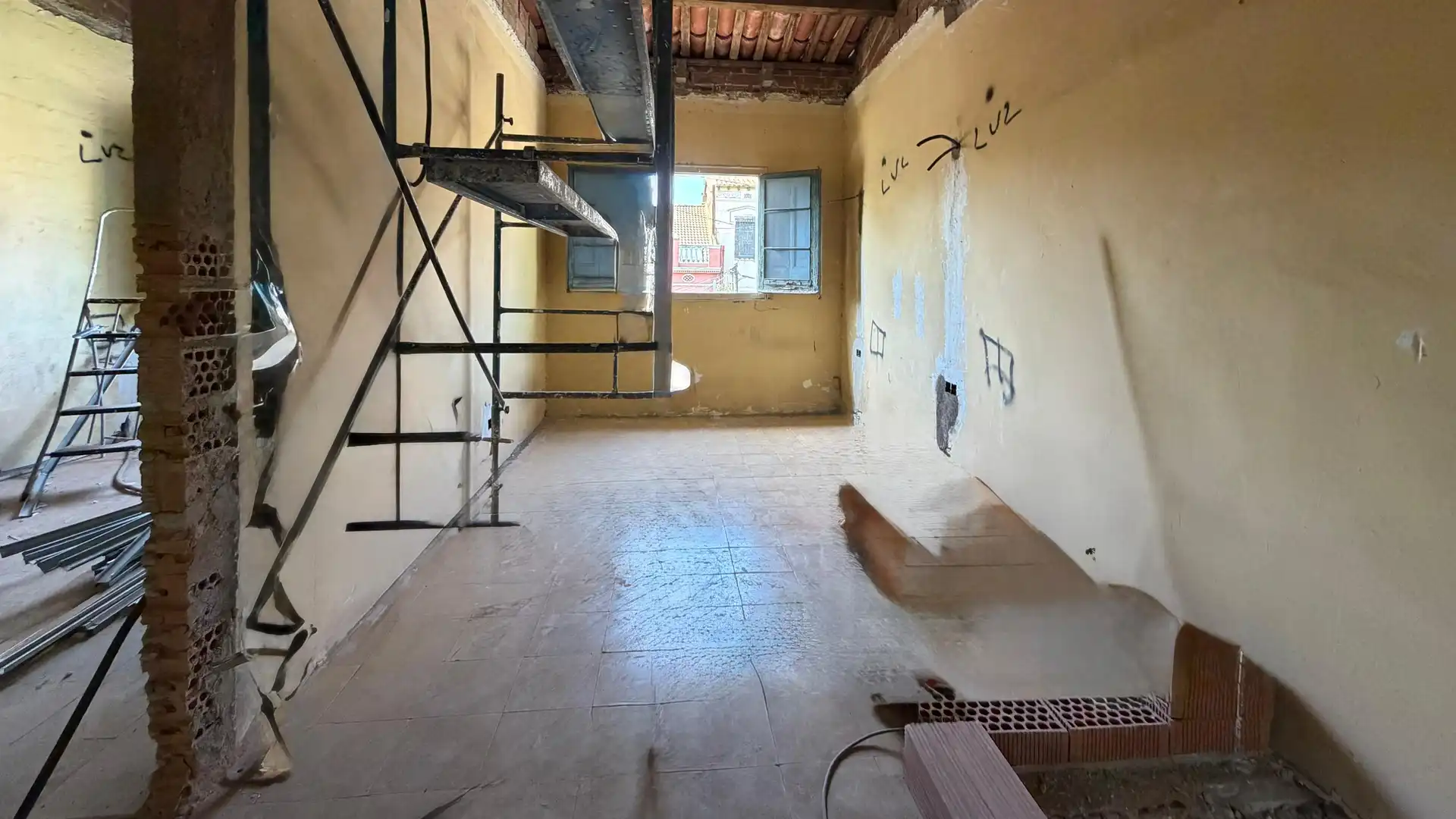 Casa adosada en venta en Barcelona con Calefacción y Trastero