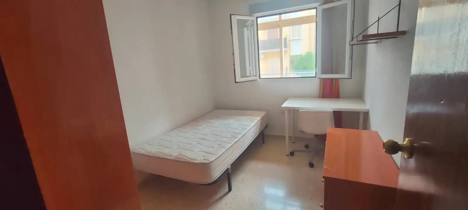 Schlafzimmer von Wohnung zur Miete in Jaén mit Klimaanlage, Möbliert und Gemeinschaftspool