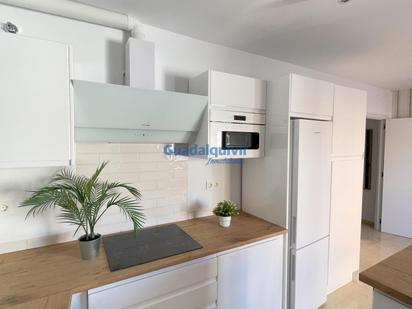 Kitchen of Flat for sale in  Sevilla Capital  with Air Conditioner