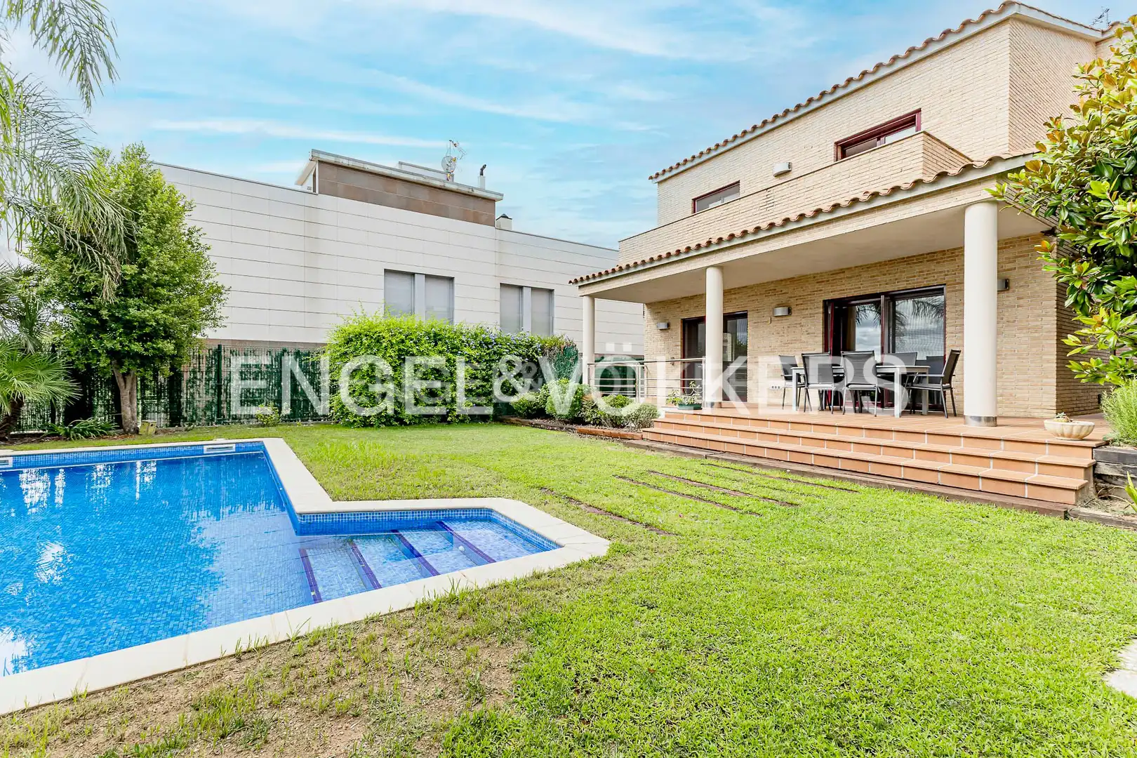 Vista exterior de Casa o chalet en venta en El Vendrell con Aire acondicionado, Calefacción y Jardín privado