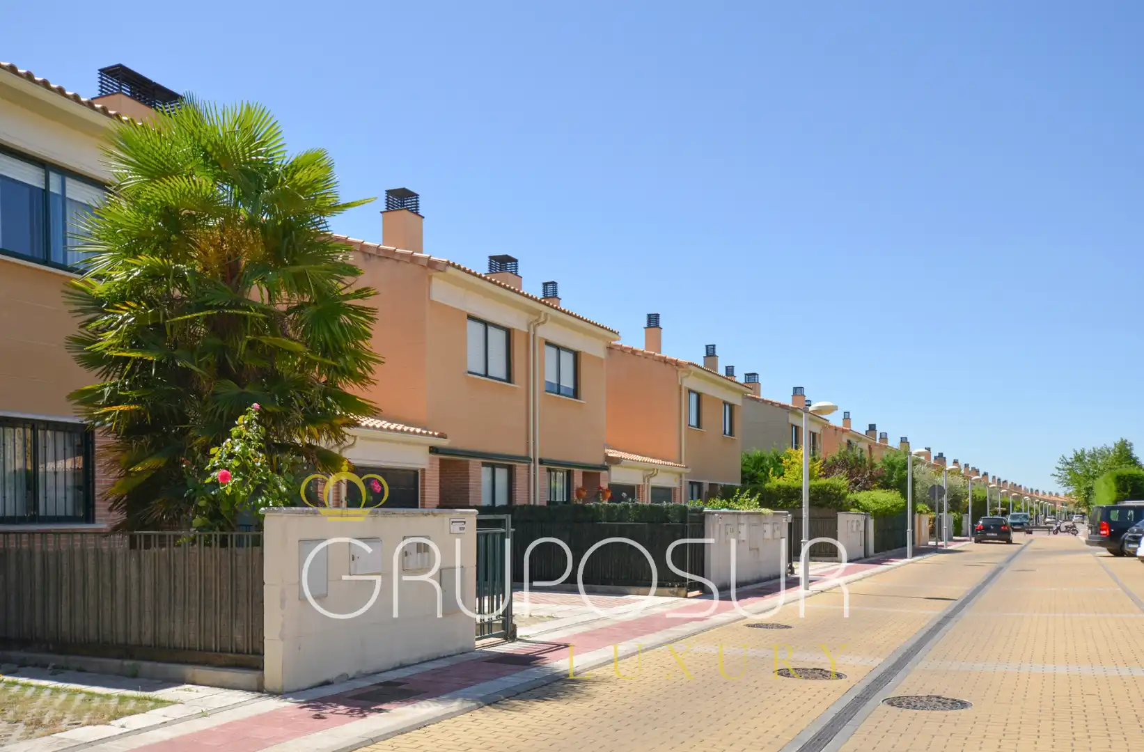 Vista exterior de Casa adosada en venta en Valladolid con Calefacción, Jardín privado y Parquet