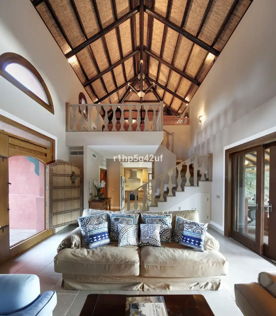 Chalet con piscina en venta en Calle Benahavis, imagen 15