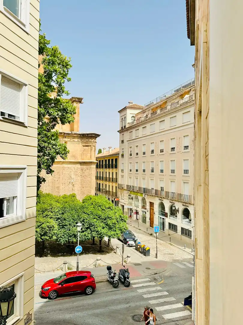 Außenansicht von Wohnung zur Miete in Granada mit Heizung, Möbliert und Waschmaschine